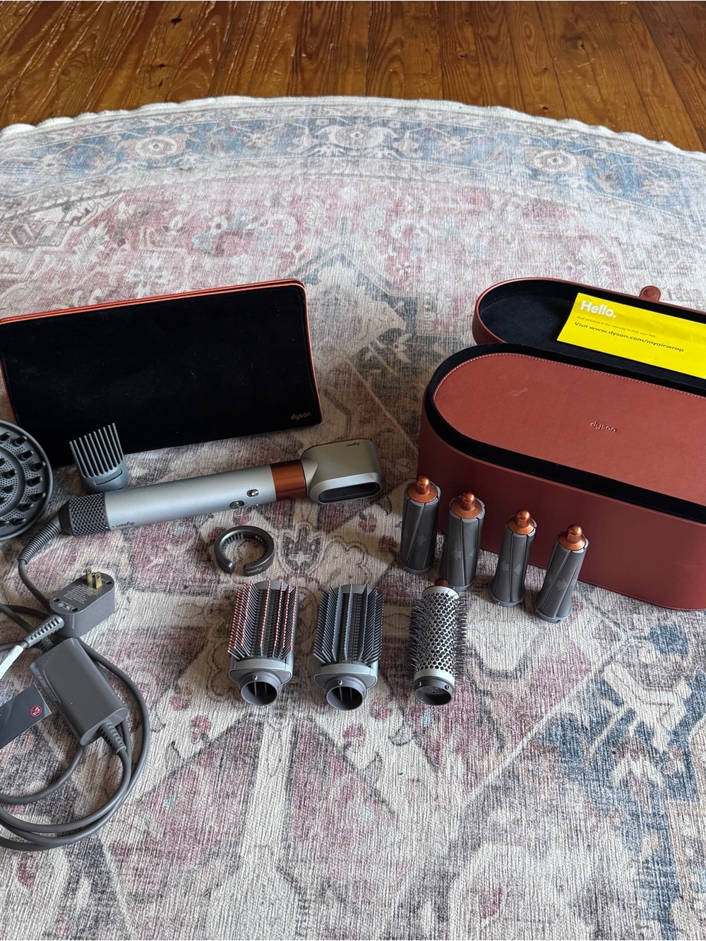 Dyson Airwrap Complete Multi-Styler Set w/ Case & Attatchments